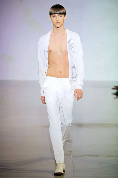 Look 5